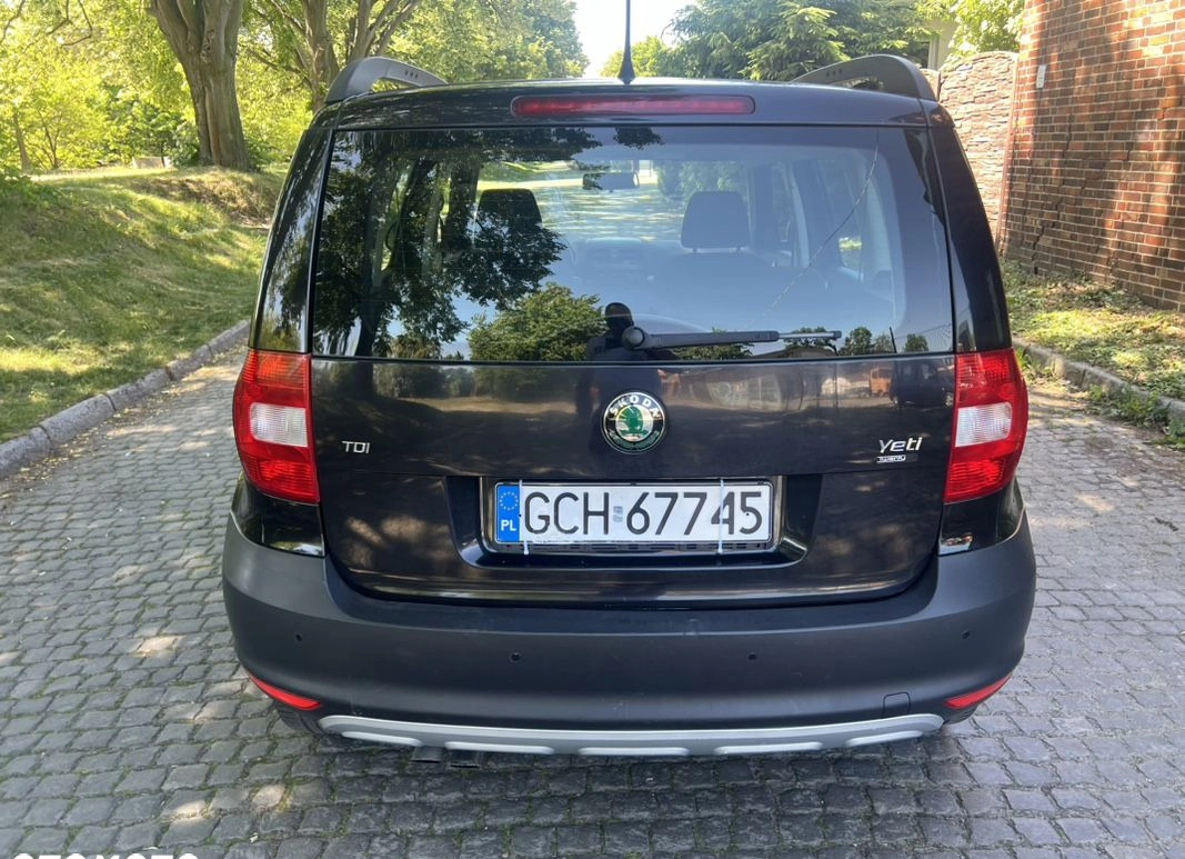 Skoda Yeti cena 26900 przebieg: 239000, rok produkcji 2012 z Radków małe 254